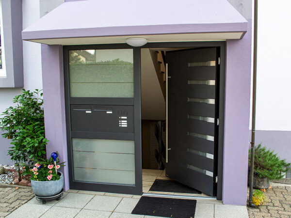 Aluminium-Haustür von SBB Schäfer