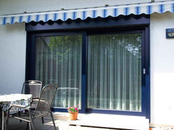 Hebe-Schiebe-Tür von SBB Schäfer