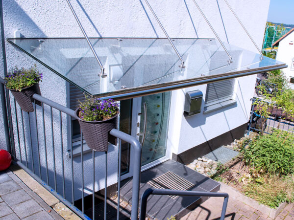 Vordach von SBB Schäfer