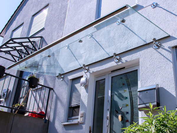 Vordach von SBB Schäfer