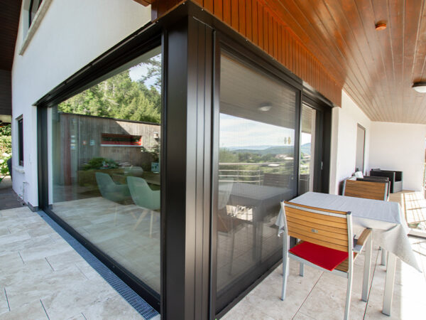 Hebe-Schiebe-Tür von SBB Schäfer